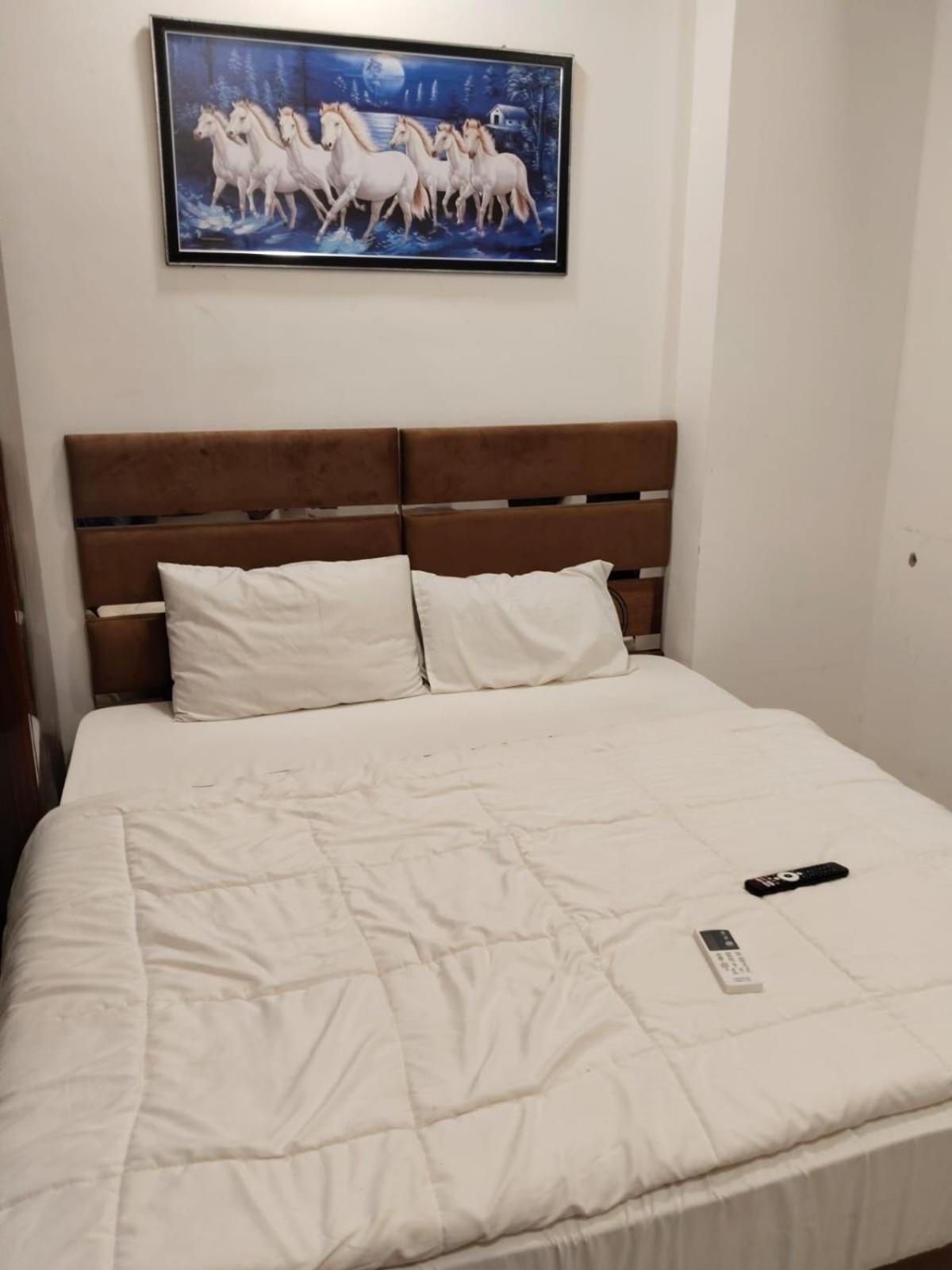 Hotel Kiwi Inn Vijaynagar Scheme 78 Indore Exterior photo